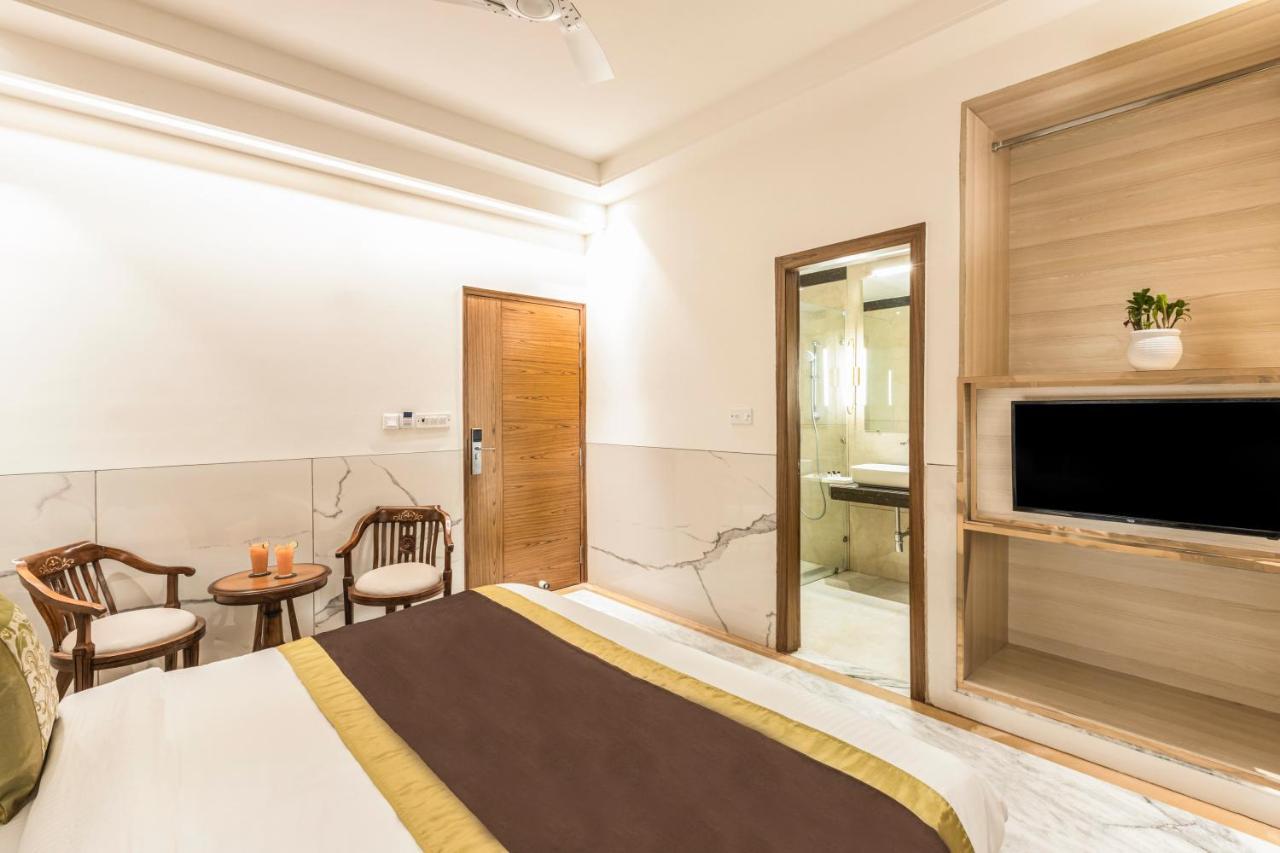 Hotel Star By Star Group- Near Delhi Airport Yeni Delhi Dış mekan fotoğraf