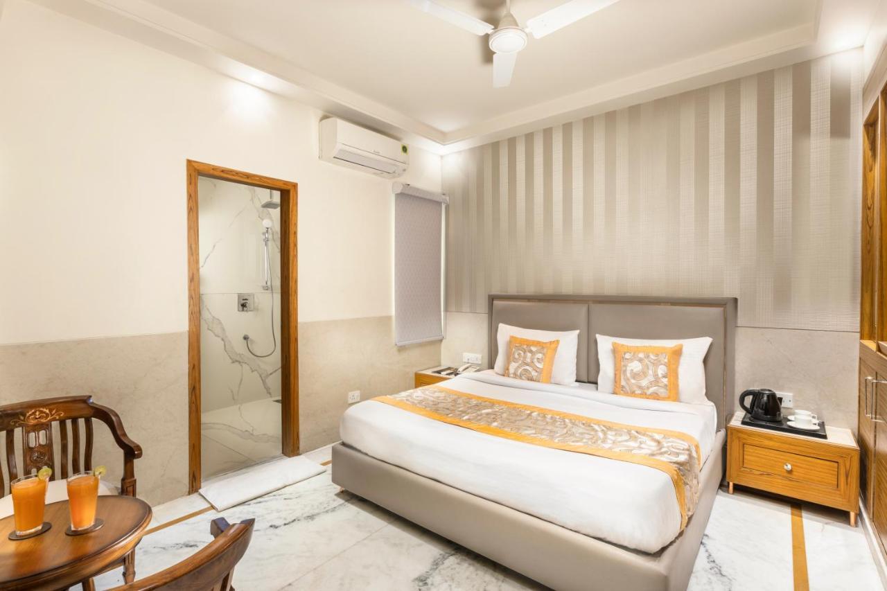 Hotel Star By Star Group- Near Delhi Airport Yeni Delhi Dış mekan fotoğraf