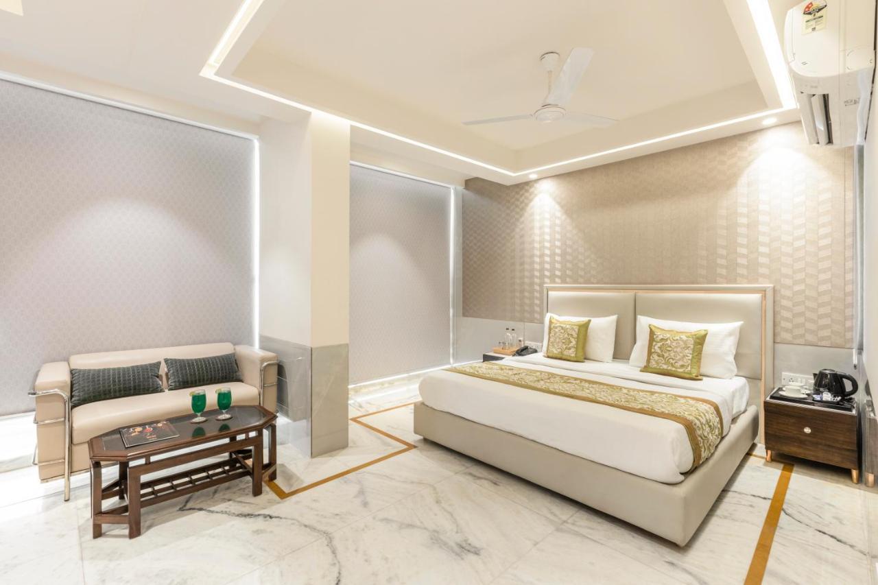 Hotel Star By Star Group- Near Delhi Airport Yeni Delhi Dış mekan fotoğraf