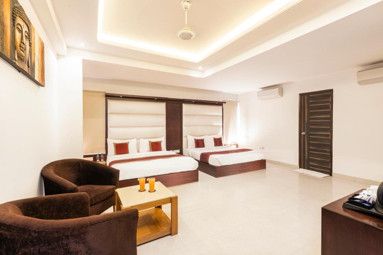 Hotel Star By Star Group- Near Delhi Airport Yeni Delhi Dış mekan fotoğraf
