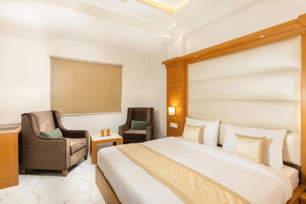 Hotel Star By Star Group- Near Delhi Airport Yeni Delhi Dış mekan fotoğraf