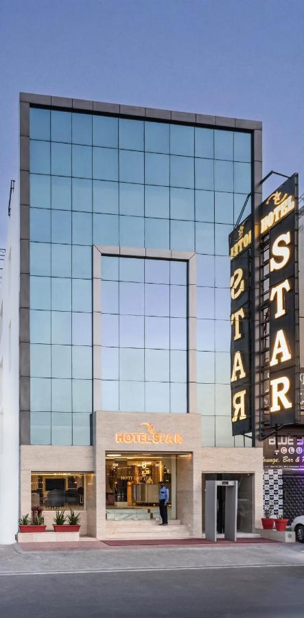 Hotel Star - Near Delhi Airport Yeni Delhi Dış mekan fotoğraf